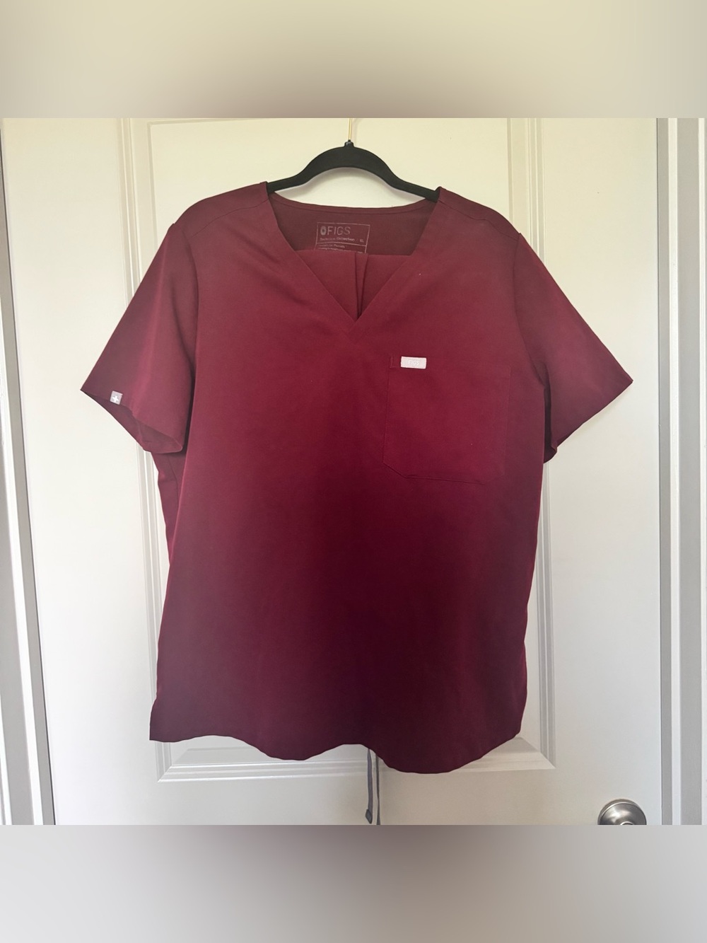 FIGS Catarina Scrub Top